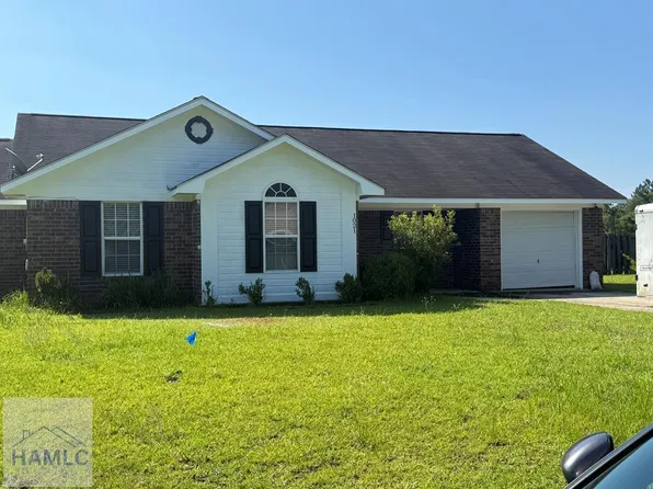 1021 Barley Dr, Hinesville, GA 31313