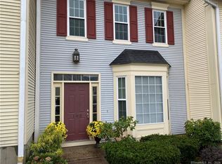 105 Cambridge Cmns UNIT 105, Middletown, CT 06457