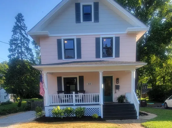 62 W Sharon Rd, Cincinnati, OH 45246