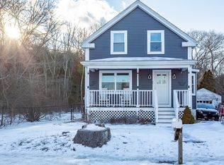 59 Liberty St, Taunton, MA 02780