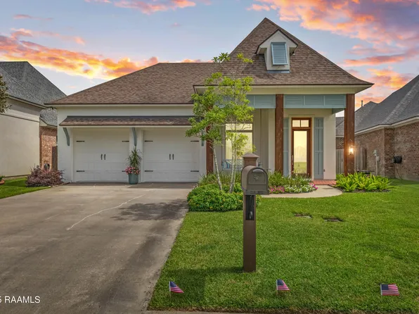 108 Phelps Dr, Youngsville, LA 70592