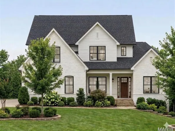 556 Graeser Rd, Saint Louis, MO 63141