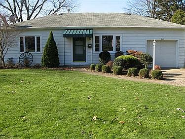 1st image of 264 Greenwood Dr