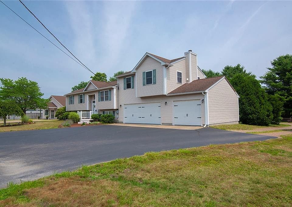 1st image of 350 Narrow Ln