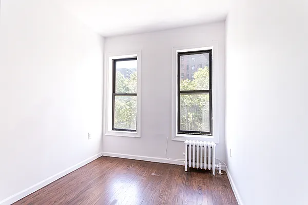 Rented by REAL New York | media 40