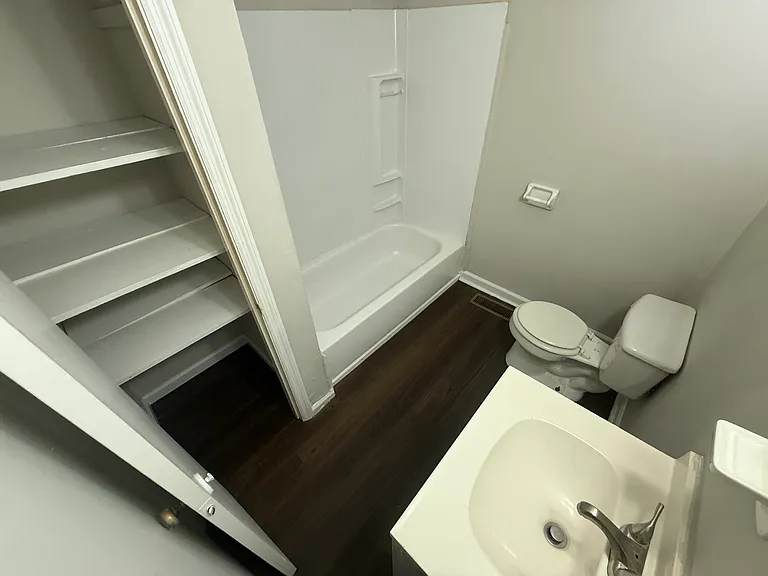 148 Tusculum Rd #B — Photo 5