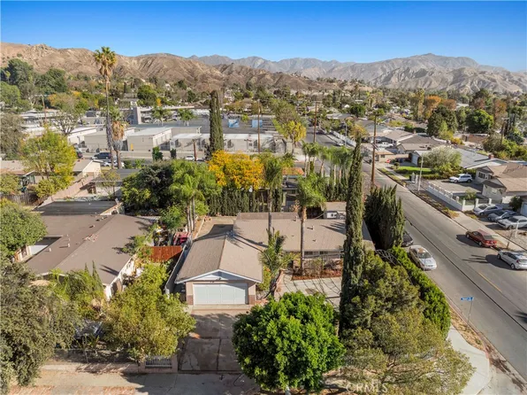 11460 Vanport Ave, Sylmar, CA 91342
