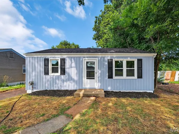 8509 Mackenzie Rd, Saint Louis, MO 63123