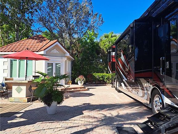 5th image of 4790 Southern Breeze DR