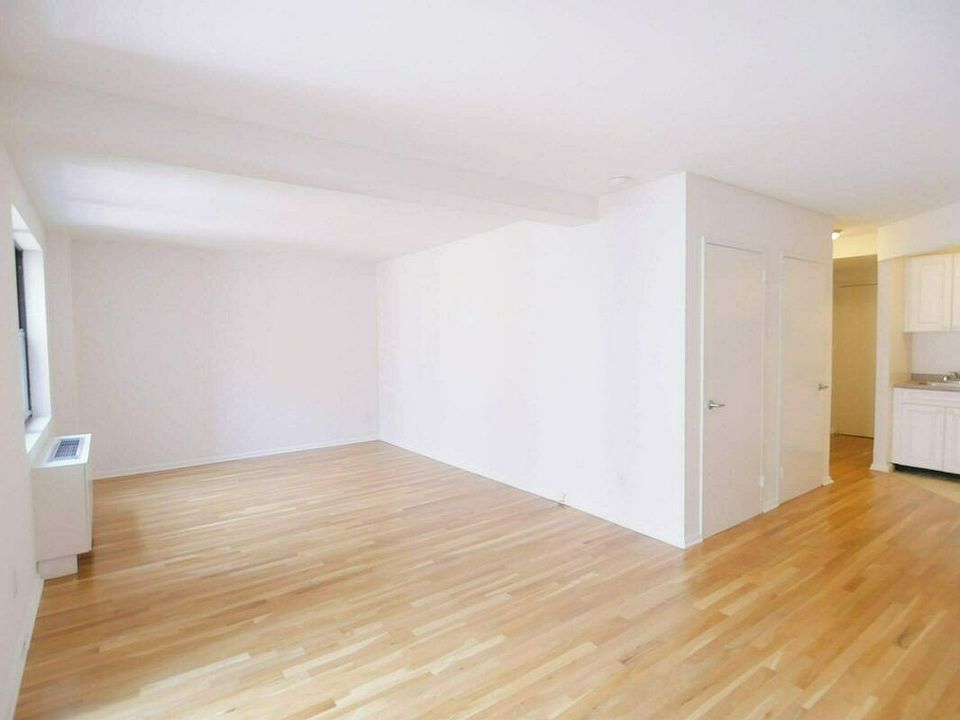 1st image of 169 E 91st St APT 4E