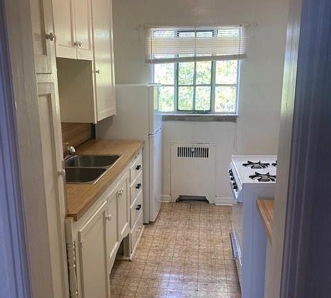 5th image of 2525 E 14th Ave #5