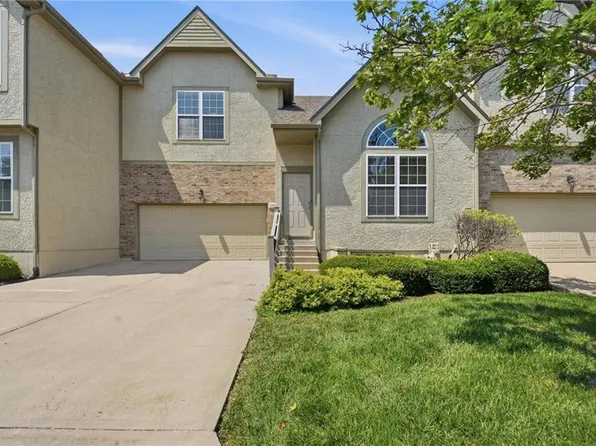 15608 W 61st Ter, Shawnee, KS 66217
