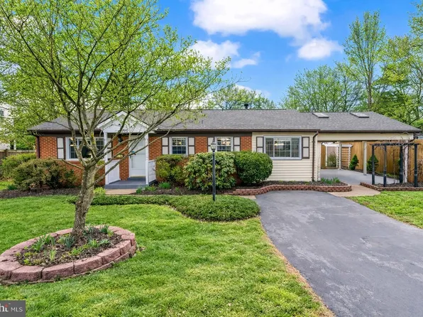 9649 Norfolk St, Manassas, VA 20109