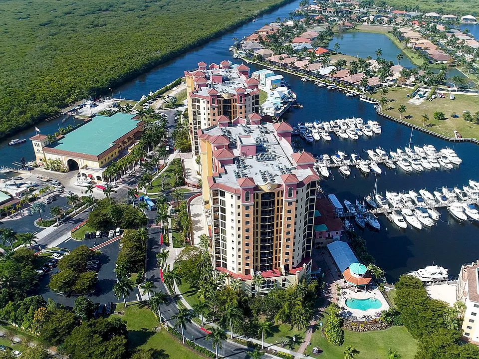 5793 Cape Harbour Dr #1416