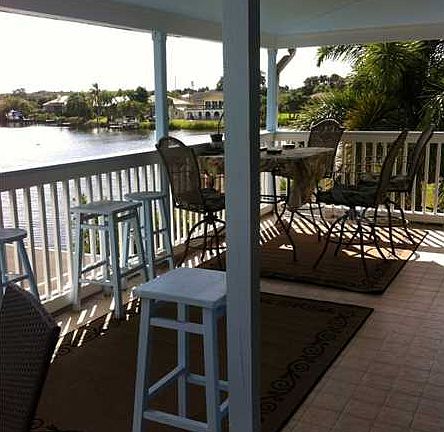 3rd image of 820 Bayview Dr