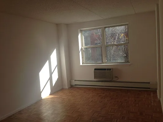 Rented by Manhattan Skyline | media 3