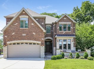 318 N Elm Ave, Elmhurst, IL