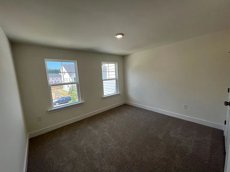 483 Clark Creek Ln — Photo 18
