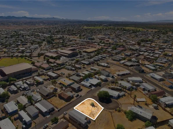 1889 Hualapai Drive, Bullhead City, AZ 86442