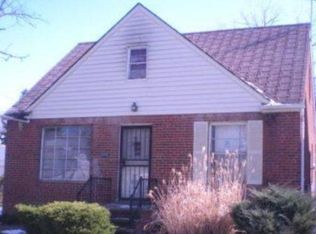 5349 Thomas St, Maple Heights, OH 44137