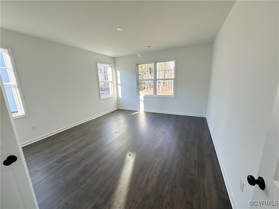 2nd image of 17118 Westington Rd
