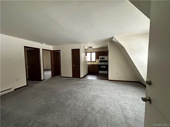 4th image of 15 Kelly Ln APT D