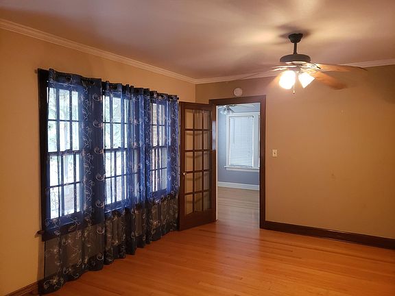 Dining room view into breakfast nook.