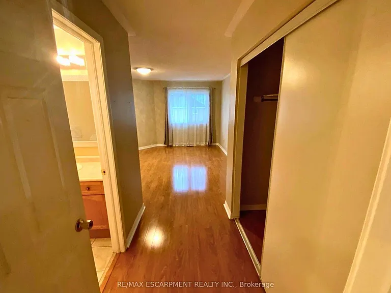 3824 Milkwood Cres — Photo 9