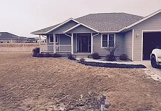 3828 Red Top Ln