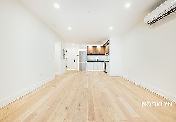 5th image of 546 19th St #3F