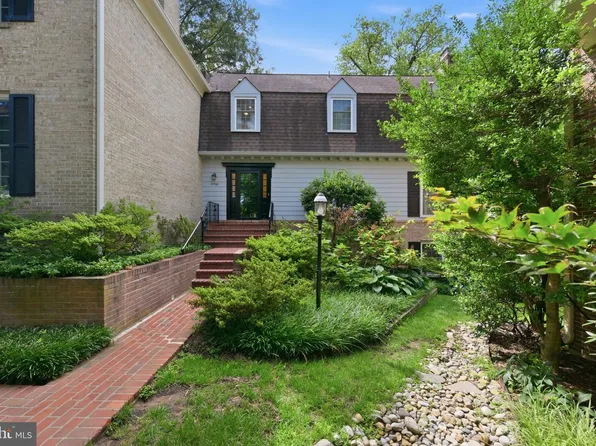 10908 Wickshire Way #F-5, Rockville, MD 20852