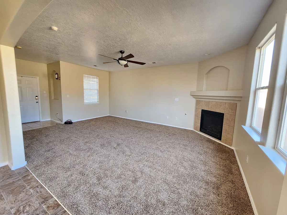 Building Photo - 3304 Rivulet Dr SW