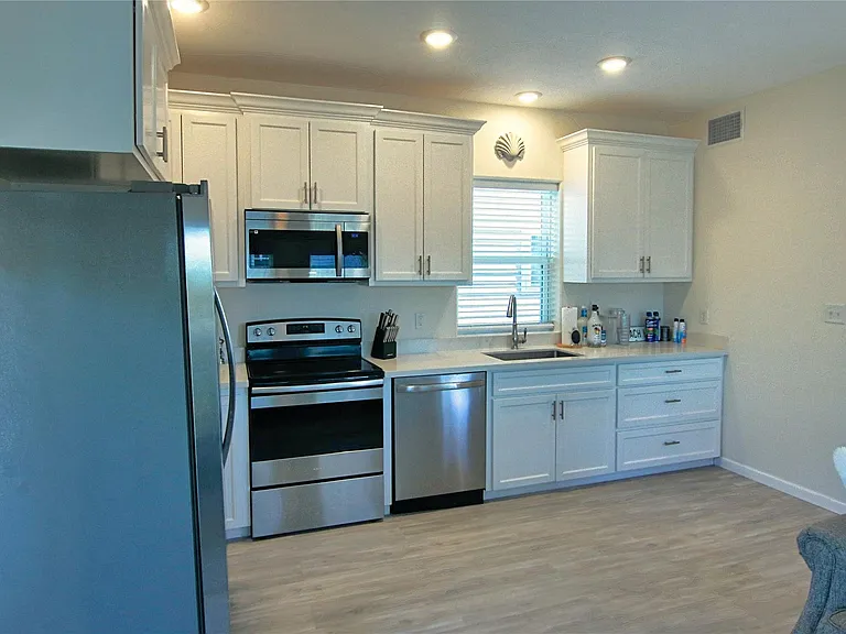 14146 Miramar Dr — Photo 8