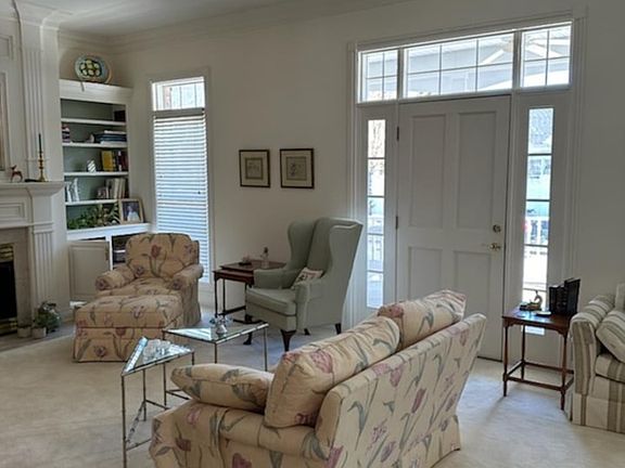 5th image of 1533 Glen Eden Ln
