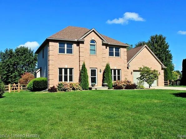 331 Golfview Way, Monroe, MI 48162