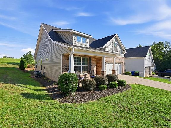 4th image of 1416 Stone Gables Dr