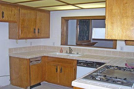 3rd image of 5102 Aspen Dr