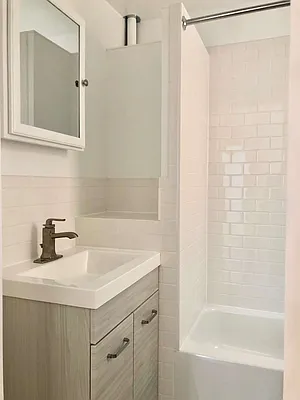 Rented by Warren T Real Estate Corp. | media 30