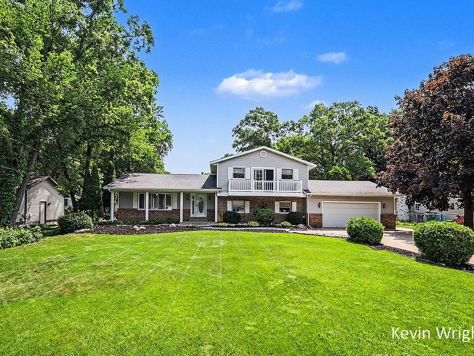 1st image of 3734 Fern Hills Dr
