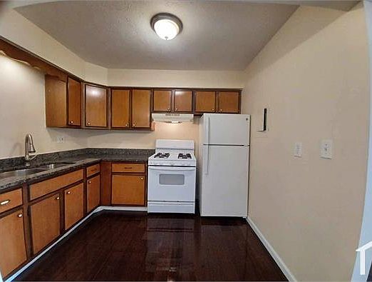 1st image of 3631 N Rockton Ave APT 108