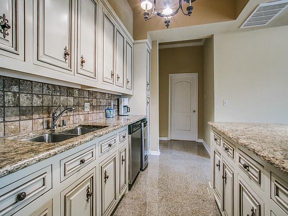 4th image of 3225 Turtle Creek Blvd APT 406
