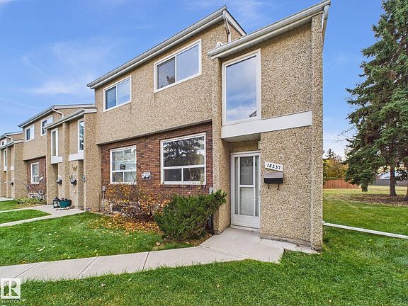 2nd image of 18337 93rd Ave NW