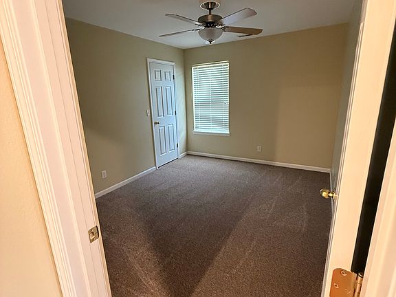 5th image of 180 SE 1171st Rd #B