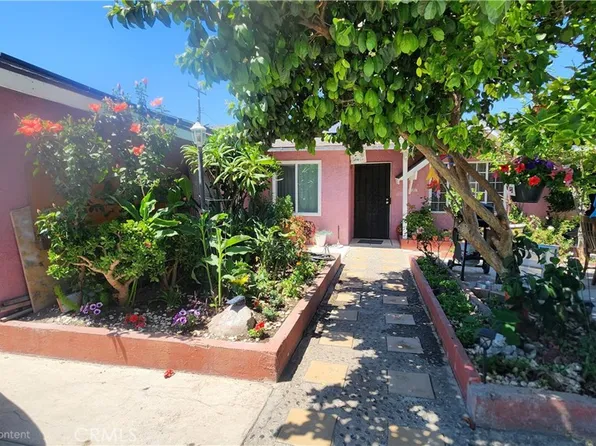 2505 W Anahurst Pl, Santa Ana, CA 92704