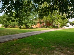 1100 Kay Lynn Dr, Pea Ridge, AR 72751