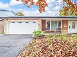 7161 Tamar Rd, Mississauga, ON L5N1Y7