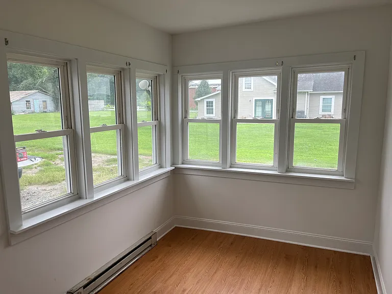 12191 Somerset Ave — Photo 6