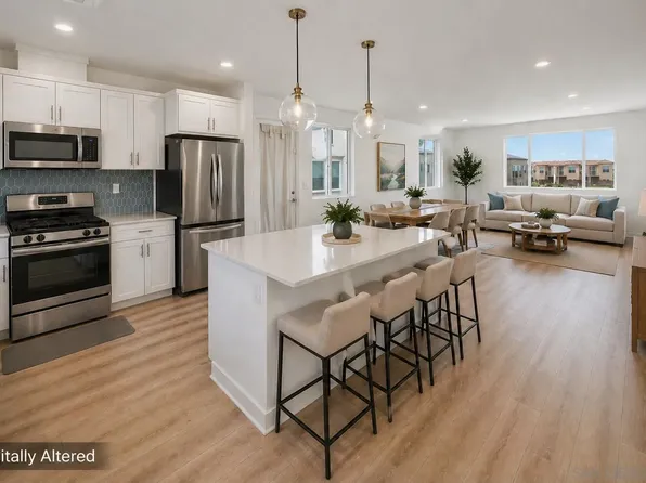 5310 Seacliff Pl Unit 13, San Diego, CA 92154