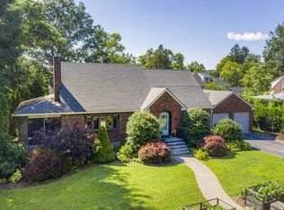 285 Common St, Belmont, MA 02478