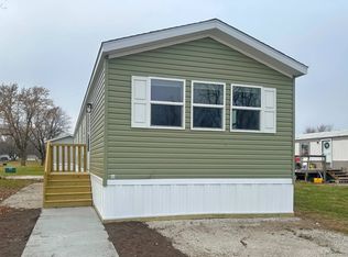 14876 Washington Rd TRLR 154, West Burlington, IA 52655